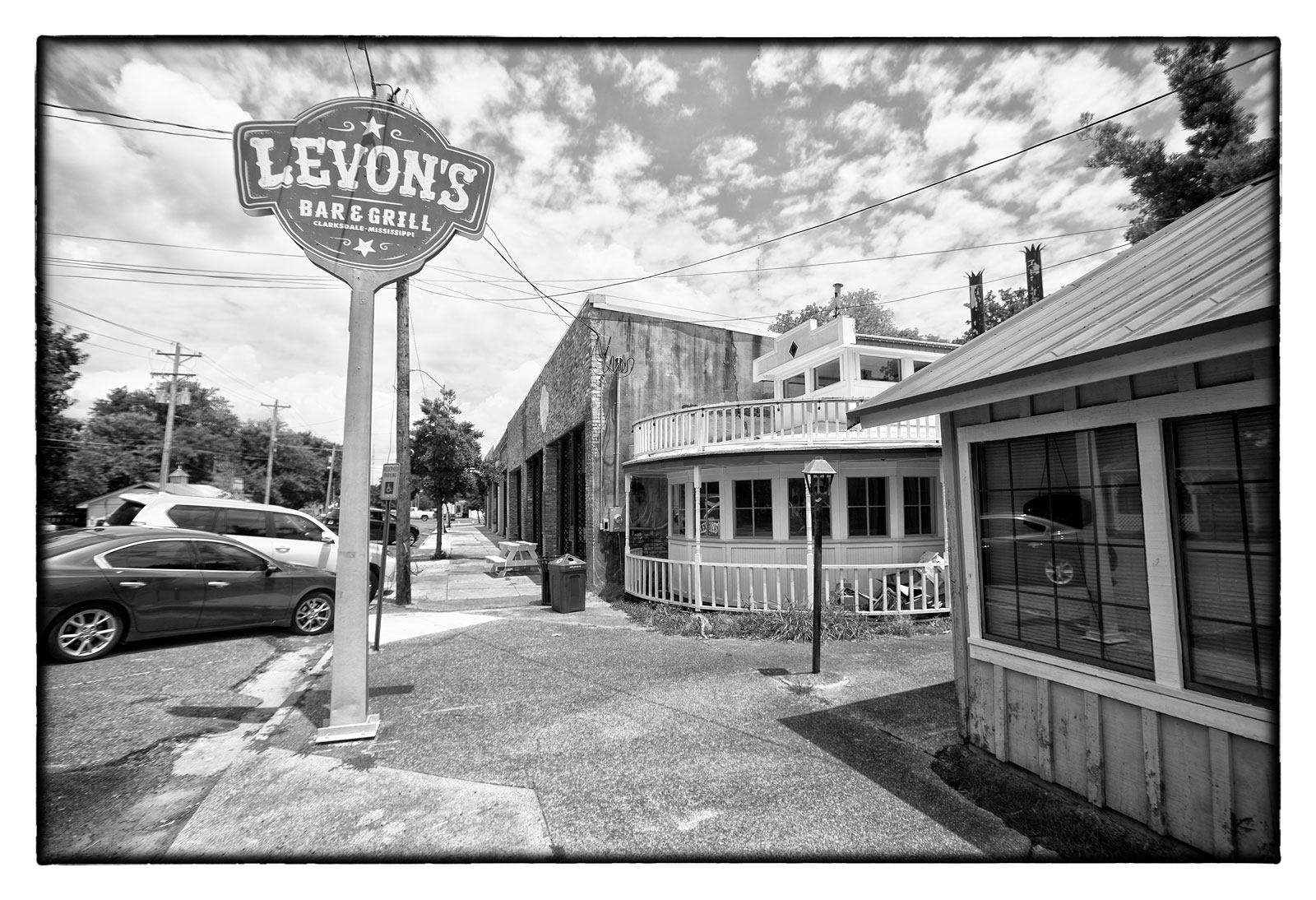 Clarksdale, Levon's Bar & Grill